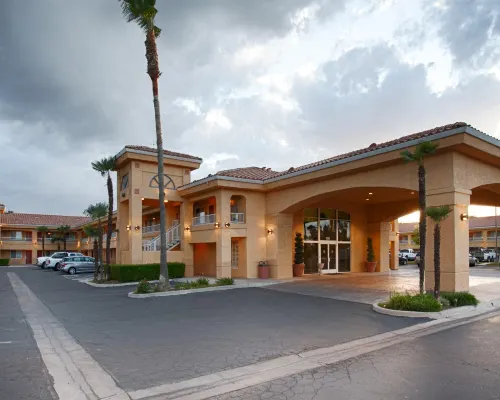 Best Western Inn Suites Lemoore Hotels in Lemoore