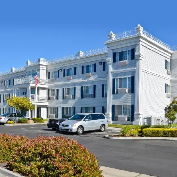 Best Western Salinas Monterey Hotel Отели в г. Салинас