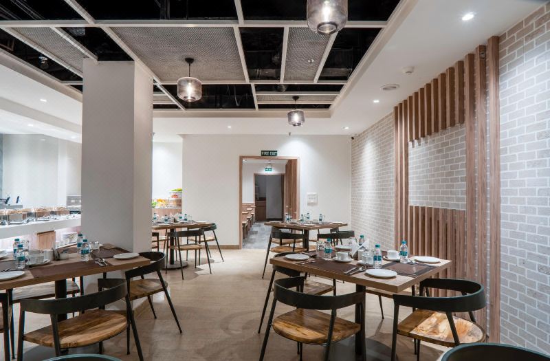 Le Roi Express Paharganj
