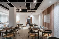 Le Roi Express Paharganj