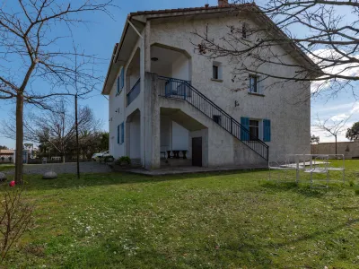 Antoinette Hotel a 