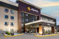 La Quinta Inn & Suites by Wyndham des Moines West Clive