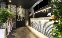 Stay Month Hotel - С баром