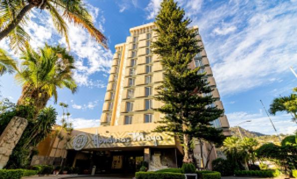 4. 호텔 온두라스 ..