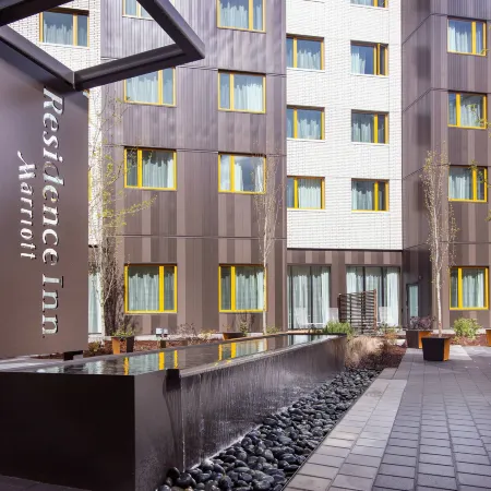 Residence Inn Portland Downtown/Pearl District Отели рядом с достопримечательностью «Перл Дистрикт»