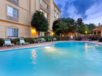 La Quinta Inn & Suites by Wyndham Raleigh Cary - Pool