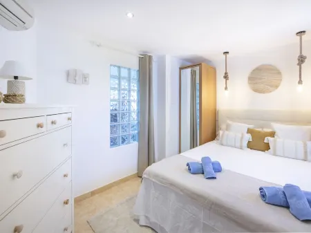 Puerto Banus Opq Отели в г. Коста-дель-Соль-Оксиденталь