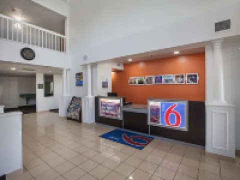 Motel 6 Bedford, TX - Fort Worth Hotels in Bedford