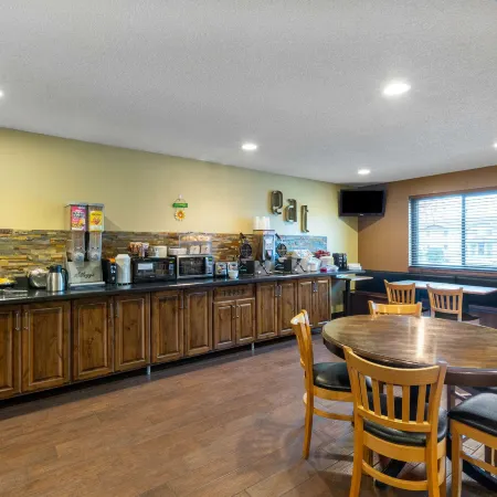 Super 8 by Wyndham Bemidji MN