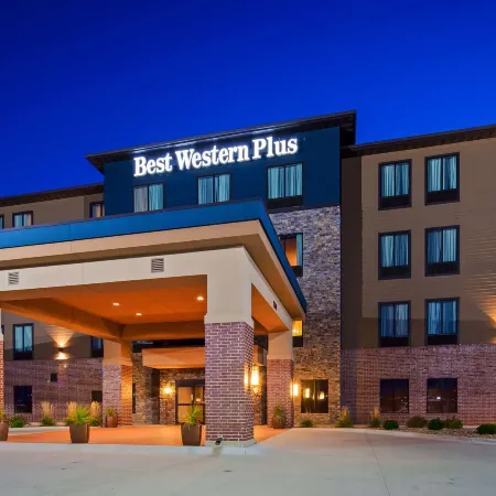 Best Western Plus Lincoln Inn  Suites