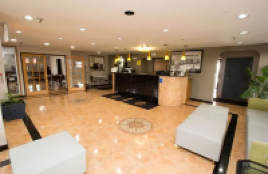 Super 8 by Wyndham Chicago O'Hare Airport