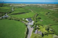 Dollars Cottage - 4 Bedroom Cottage - Llangennith - Mountain view
