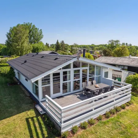 "Wrange" - 150m from the Sea