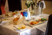 Biarritz Hotel - Desayuno