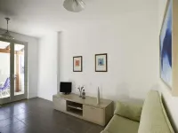 Dolce Mare 5 - Ampio balcone con vista mare - WIFI - A/C - Accanto alla spiaggia