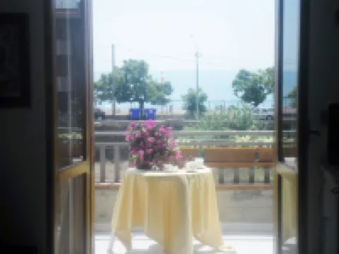 Two Rooms 30 Meters from the Sea Near Etna and Taormina and Catania