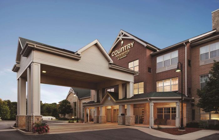 Country Inn & Suites by Radisson, Madison Southwest, WI