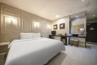 Haman Galleria Hotels in Haman-gun