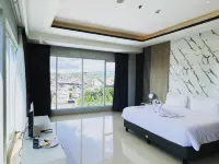 Rogers Hotel Manado Hotels in Wanea