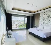 Roger's Hotel Manado
