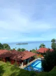 Villa 100 m² dengan 1 kamar tidur dan 4 kamar mandi pribadi di Padang Barat - Kolam Renang
