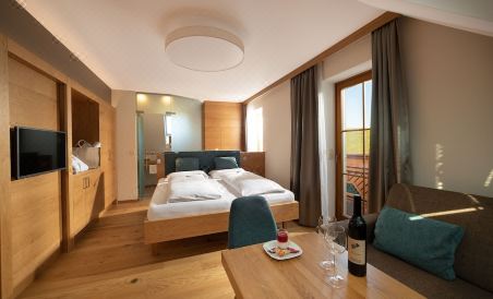 Hotel Panoramahof Loipersdorf - Housity