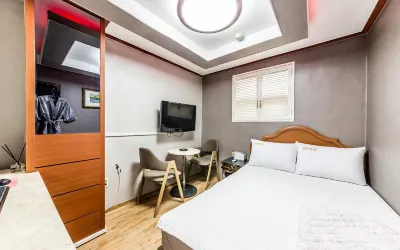 Seodaemun Thema Hotel in zona Arco Dongnimmun (Porta dell'Indipendenza)
