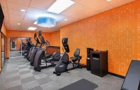 La Quinta Inn & Suites by Wyndham Bowling Green - ジム