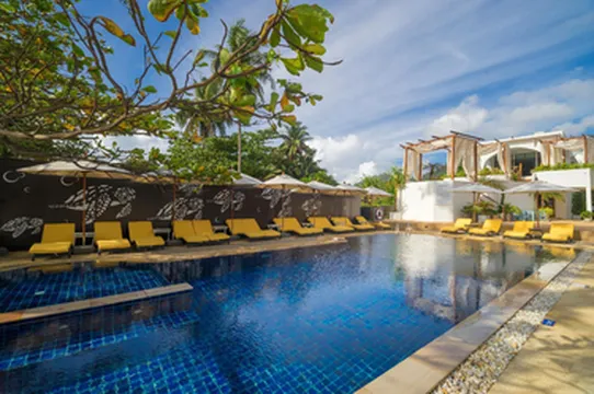 รูปภาพของโอเชี่ยน บรีซ รีสอร์ท เขาหลัก