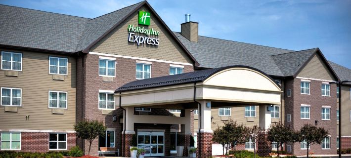 Holiday Inn Express & Suites GREEN BAY EAST by IHG Hotels in Brown County