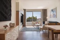 Hyatt Regency Lisbon Các khách sạn gần Docas de Santo Amaro