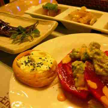 Pension Endless Dining/Meeting Rooms