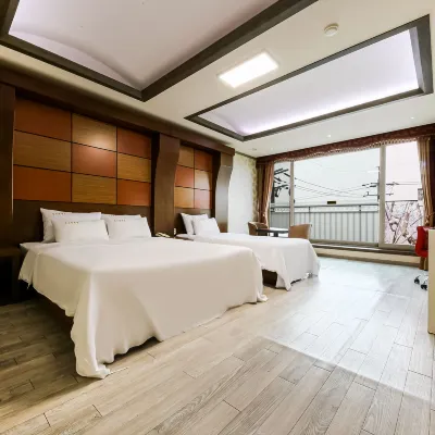 Taean Lux Pensiontel โรงแรมใกล้สนามบินแทอัน