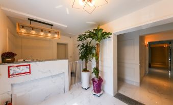 Asan Lawrence Hotel