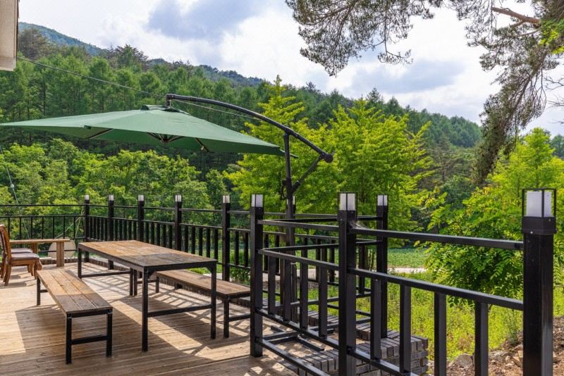 숙소 실내 전경