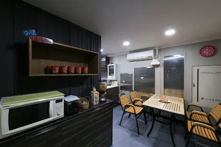 Cheonan Apple Отели рядом со станцией Ssangyong Station