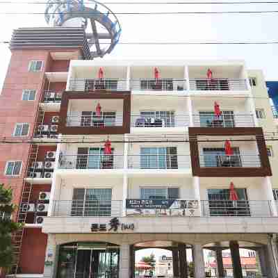 수비치캐슬 Hotel Exterior