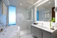 Wyndham Grand Doha West Bay Beach