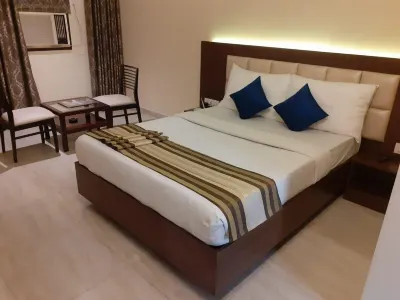 Kings Resort Hotels near Vishwanath Temple