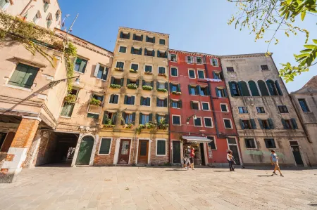 Corte Canal Venice