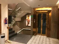 هوتل ميرادج