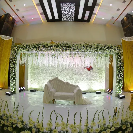 Hotel Lance International