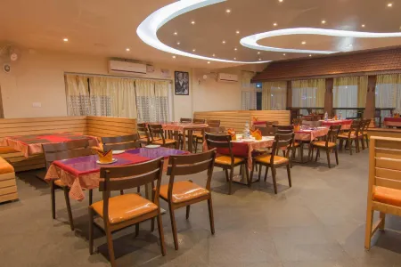 The Cocoon Отели в г. Беттакери