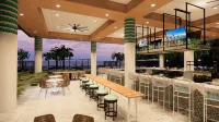 Holiday Inn Club Vacations Myrtle Beach Oceanfront by IHG - bar