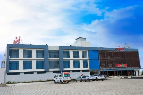 Kingdom Waterpark & Resort فنادق في Junagadh