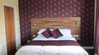 Mourne Country Hotel Hotels near Castle Roche