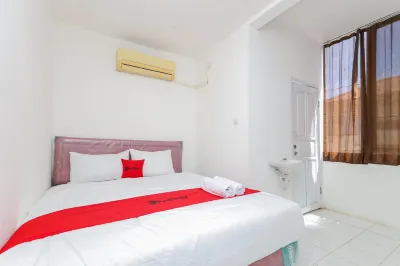 RedDoorz Near Pasar Lama Serang Hotell i Cipare