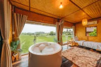 Go High 'o Hotels in Chiang Klang