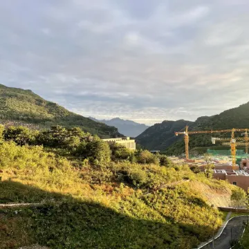 Shanjing Meixi Apartment (Laowa Tunnel)