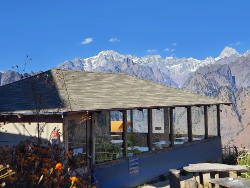Blue Poppy Resort Hotels in Jyotirmath